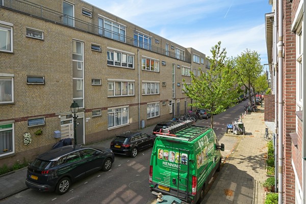 Medium property photo - Van Kinsbergenstraat 13, 2518 GV The Hague
